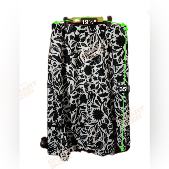 XXL - Reitmans Maxi Skirt - Picture 3 of 5